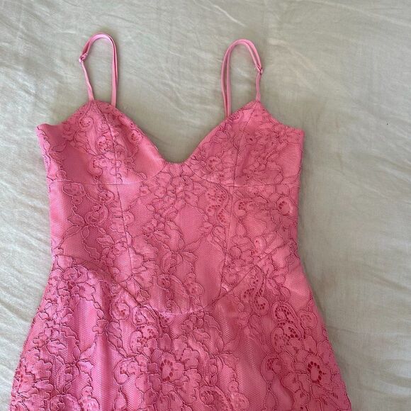 Hadley Midi Lace Dress - Picture 6 of 12